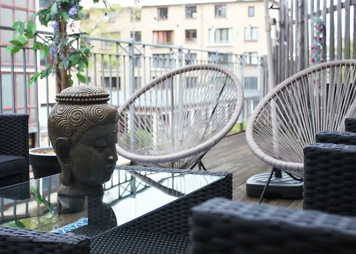 Appartement R B Family - Zentrumsnah - 108 Qm Mit Dachterrasse - Kueche - Waschtrockner - Smart Tv - Badewanne & Dusche - Kostenloser Parkplatz - 2 Schlafzimmer *