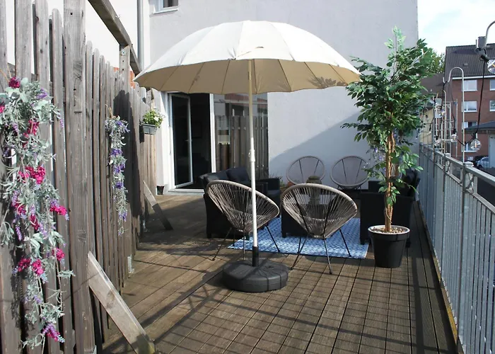 Appartement R B Family - Zentrumsnah - 108 Qm Mit Dachterrasse - Kueche - Waschtrockner - Smart Tv - Badewanne & Dusche - Kostenloser Parkplatz - 2 Schlafzimmer Hambourg